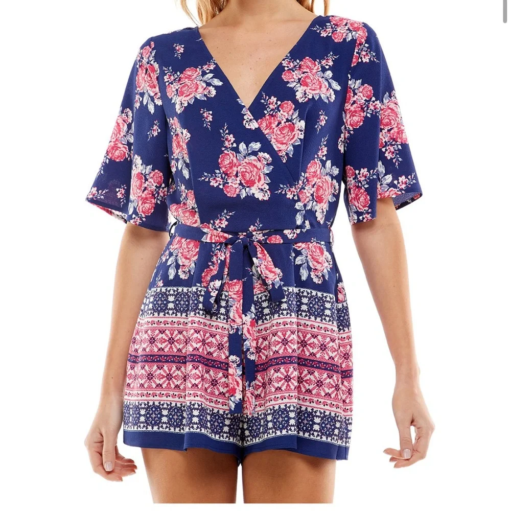 Like new romper - Picture 1 of 3